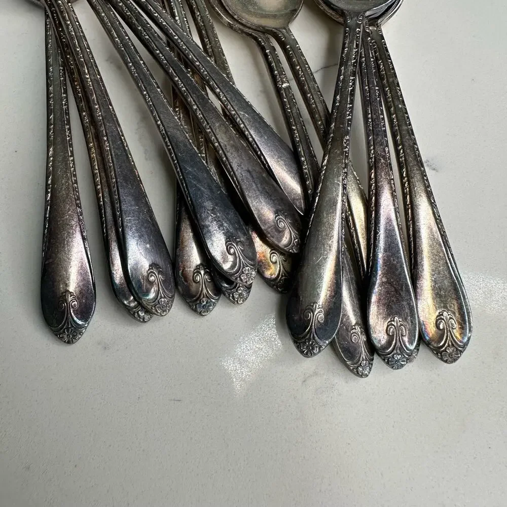 Rogers & Sons International Silver Flatware in Exquisite Pattern 1940s 43 pc
